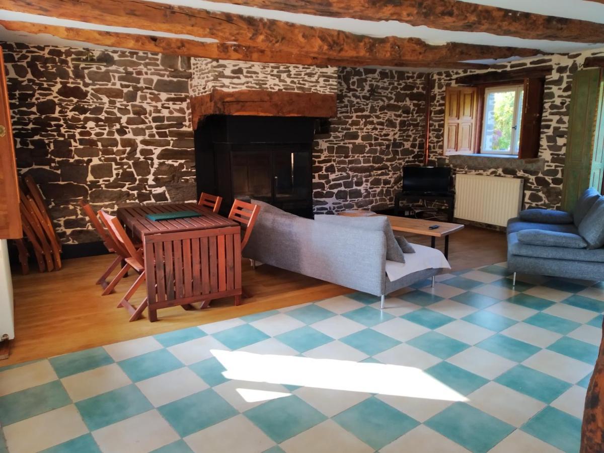 Maison En Pierre Dans Son Nid De Verdure Roz-Landrieux Eksteriør bilde